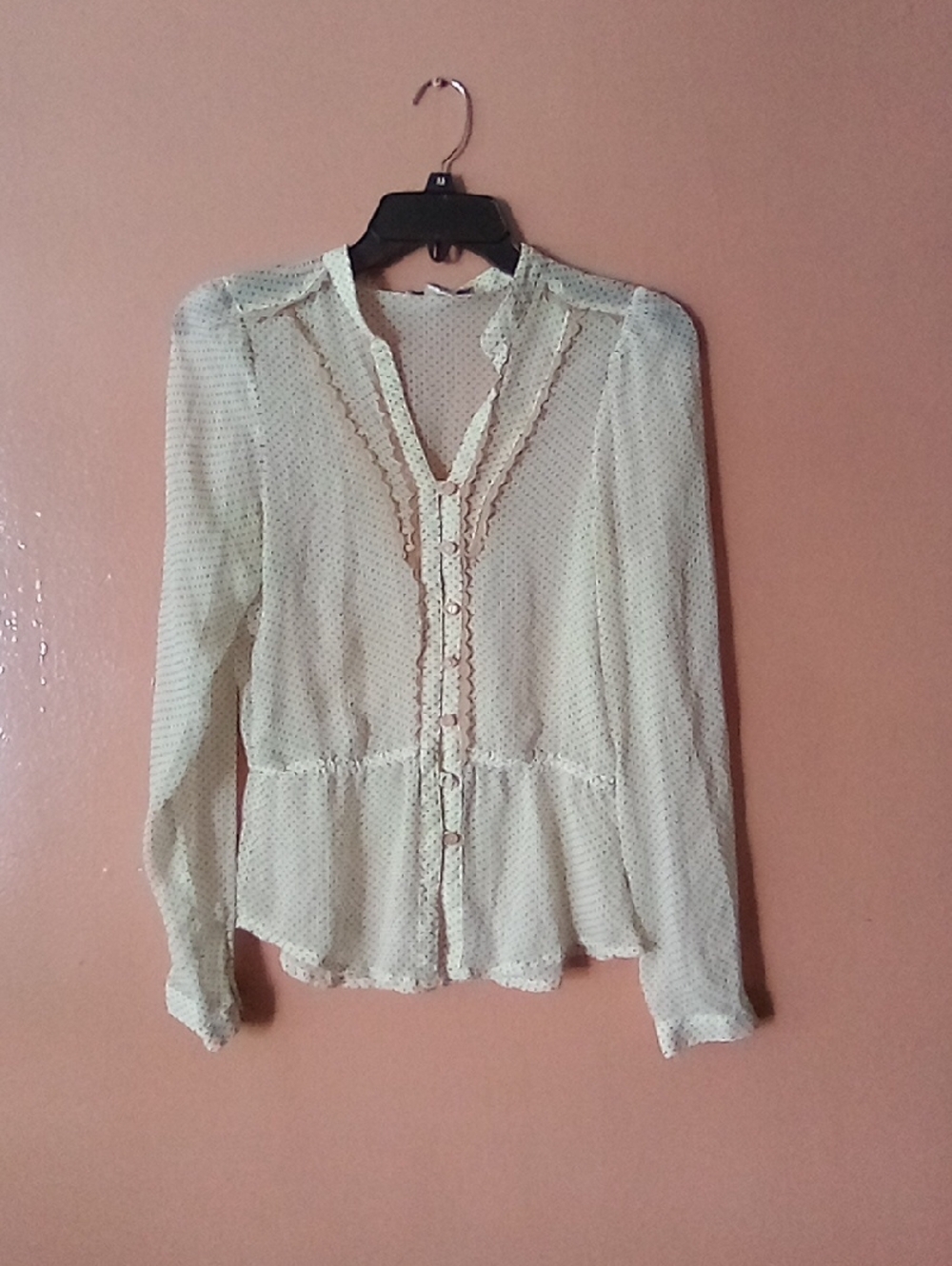 Love squared Blouse size small ( bag J )